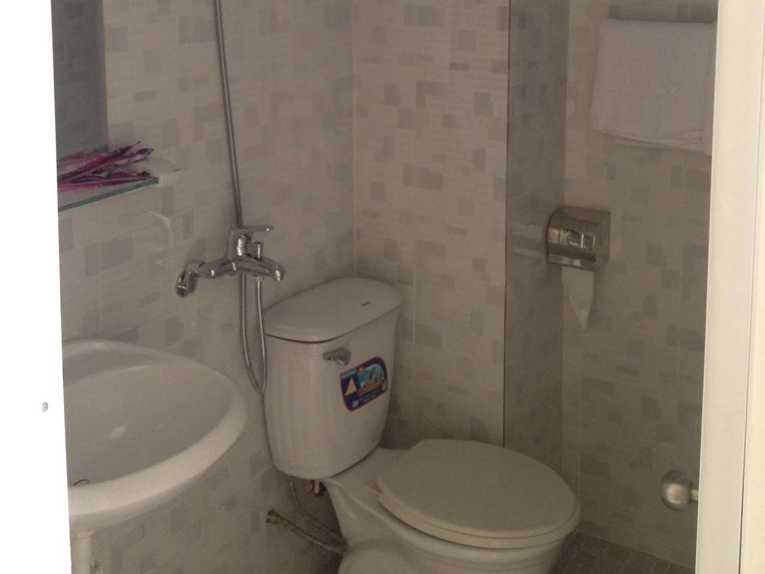 Phuong Hong Guesthouse Da Lat Zewnętrze zdjęcie